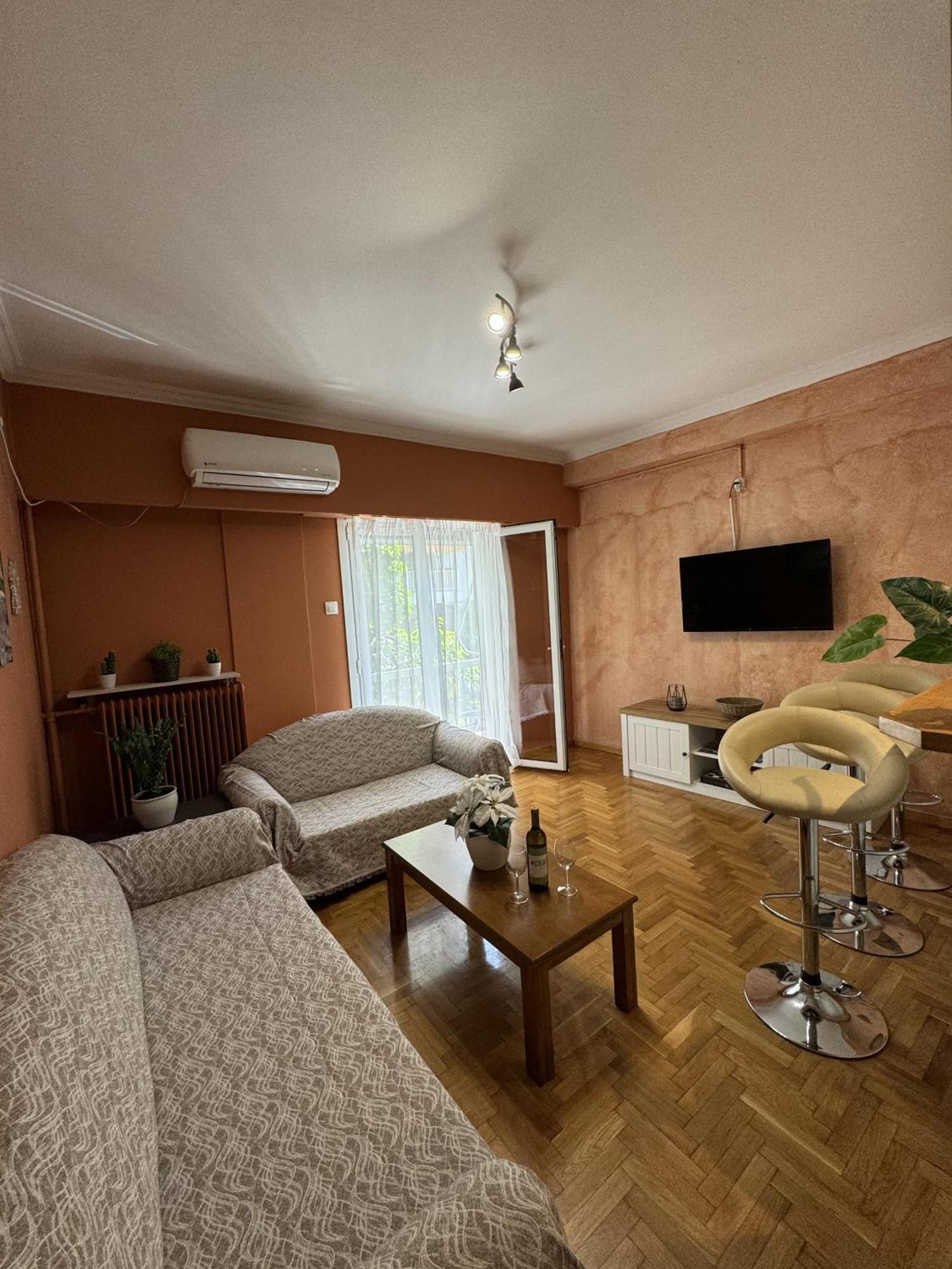 Cozy Next To Acropolis Athens